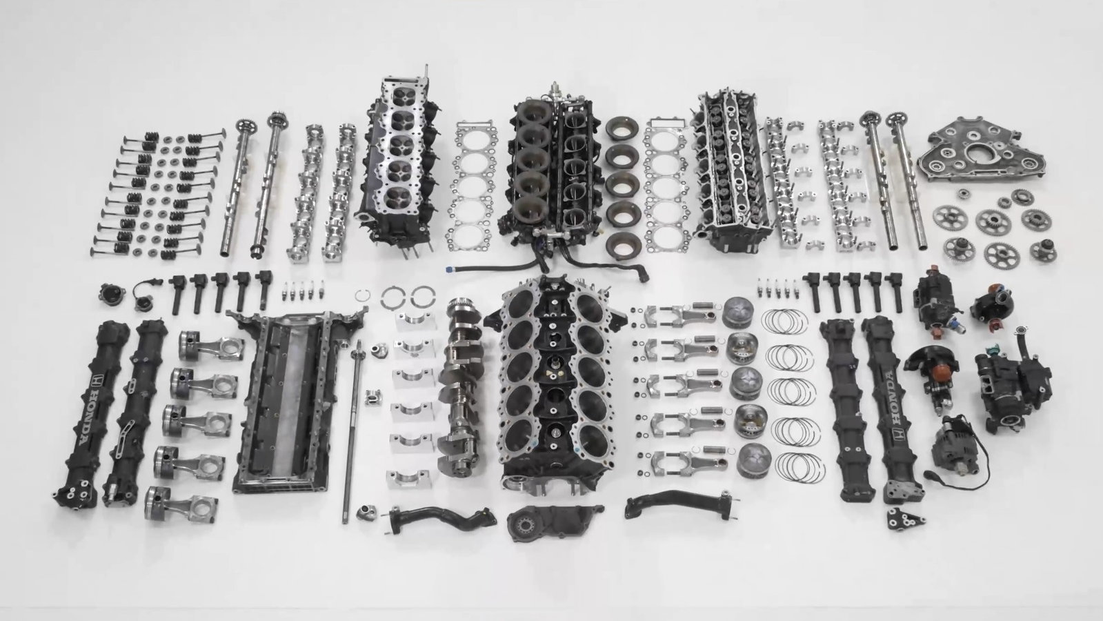 Disassembled Honda RA100E engine